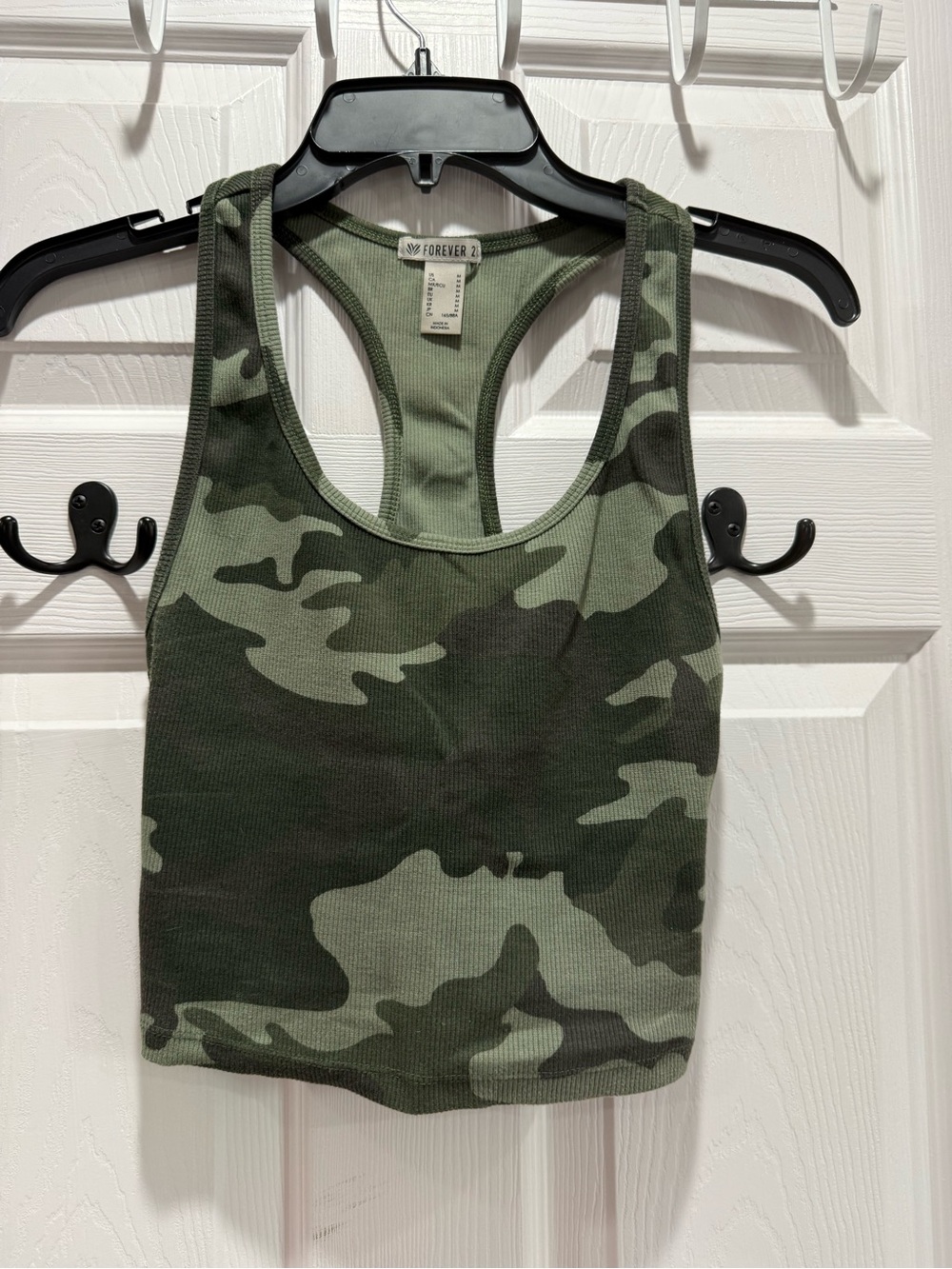 Forever 21 Green Camo Racerback Crop Tank Top